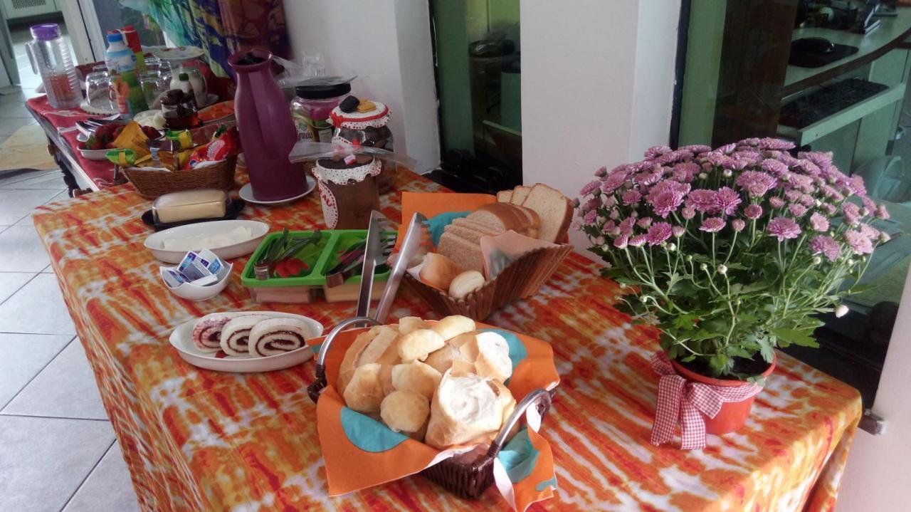Hospedaria Do Khalifa Hotel Карагуататуба Екстериор снимка